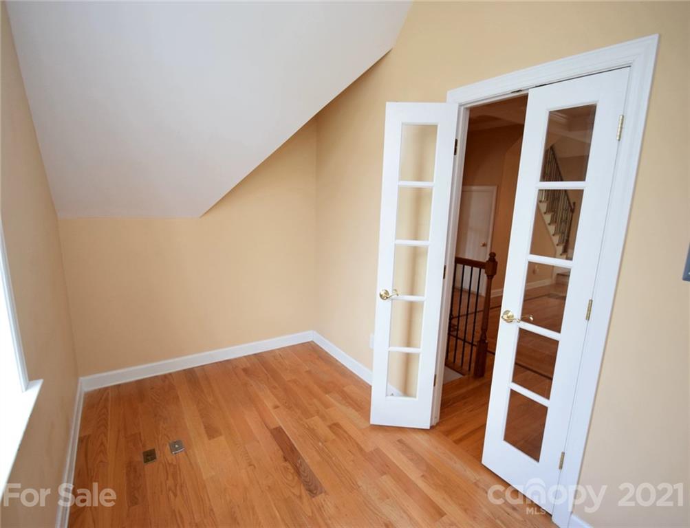 2033 Copperplate Road Charlotte, NC 28262 - Photo 27 of 42 Gallery Image 27