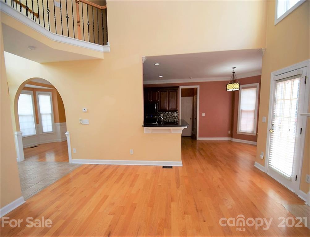 2033 Copperplate Road Charlotte, NC 28262 - Photo 6 of 42 Gallery Image 6