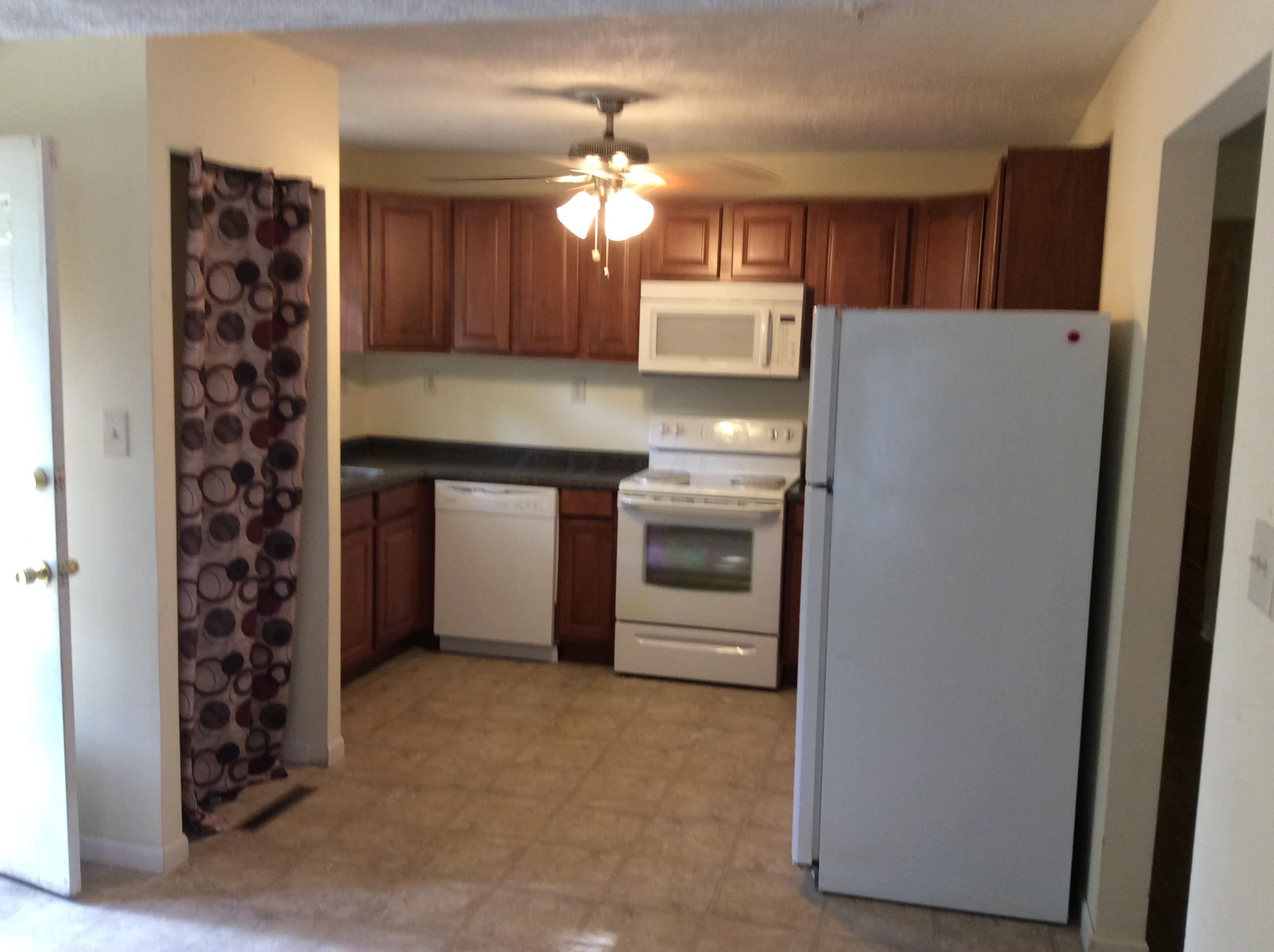 1552 South Hamilton Road Columbus, OH 43227 - Photo 3 of 14 Gallery Image 3