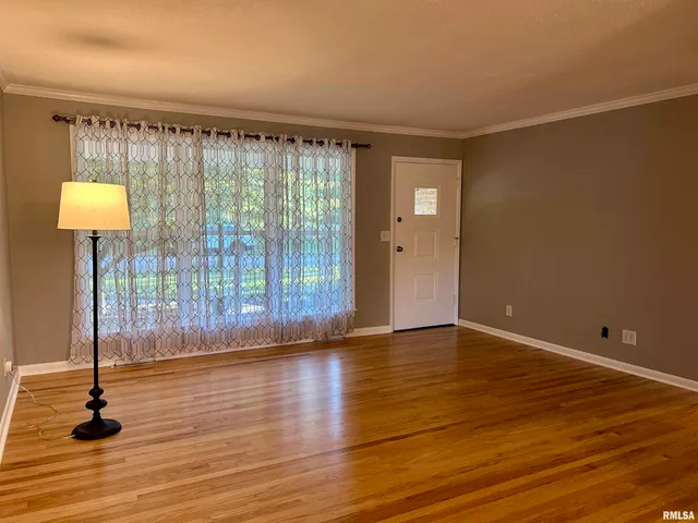 $149,900 | 1406 West Taylor Drive, Carbondale, IL 62901