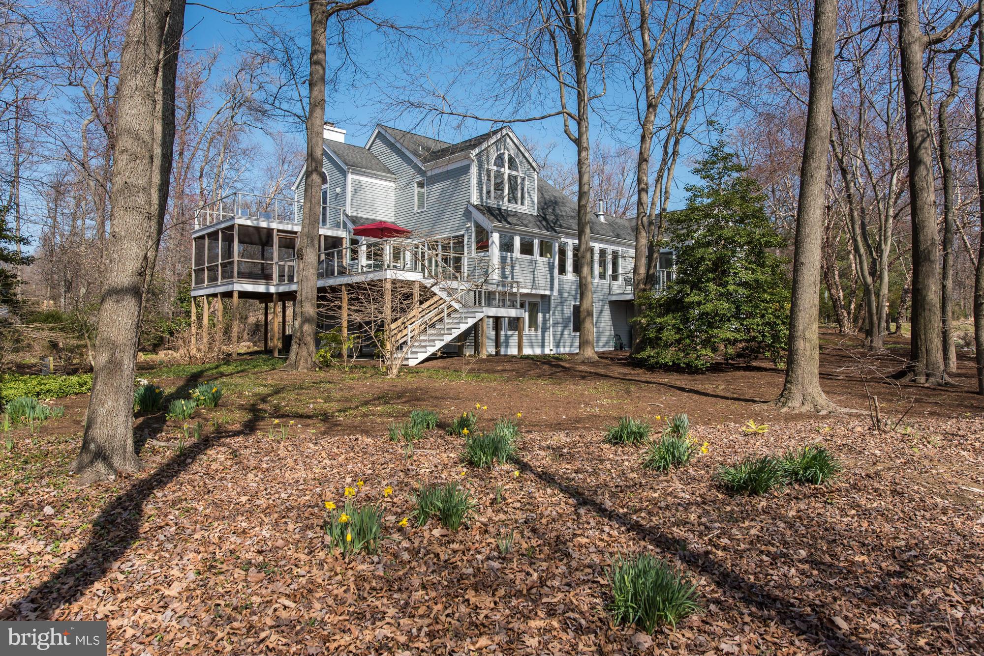 3696 Thomas Point Road Annapolis, MD 21403 - Photo 28 of 30 Exterior (Rear)