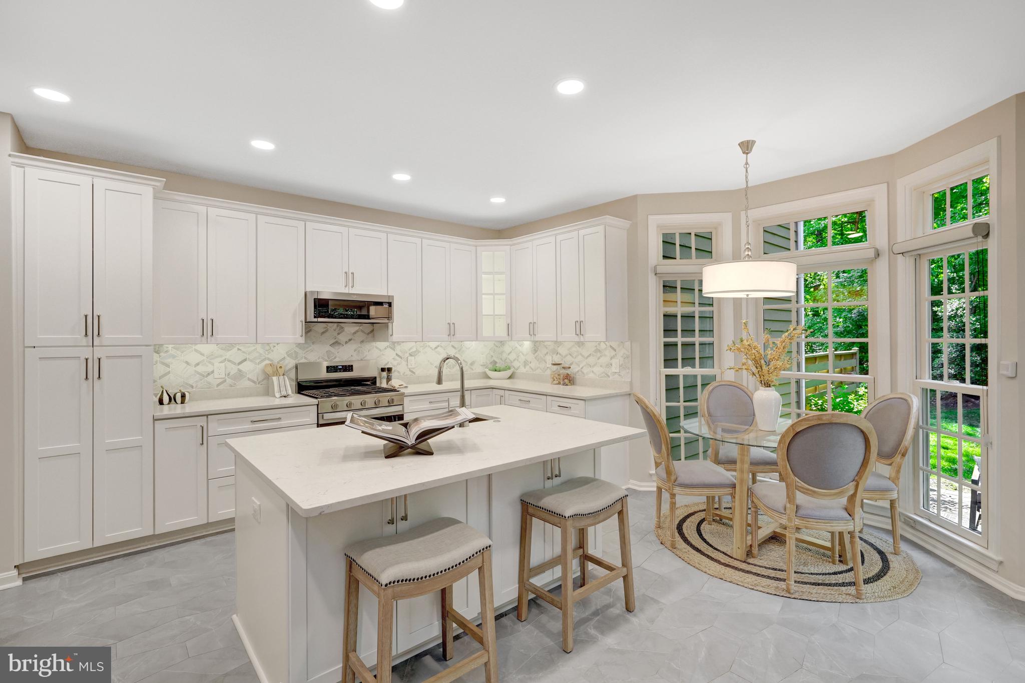 11413 Hollow Timber Way Reston, VA 20194 - Photo 11 of 72 Kitchen