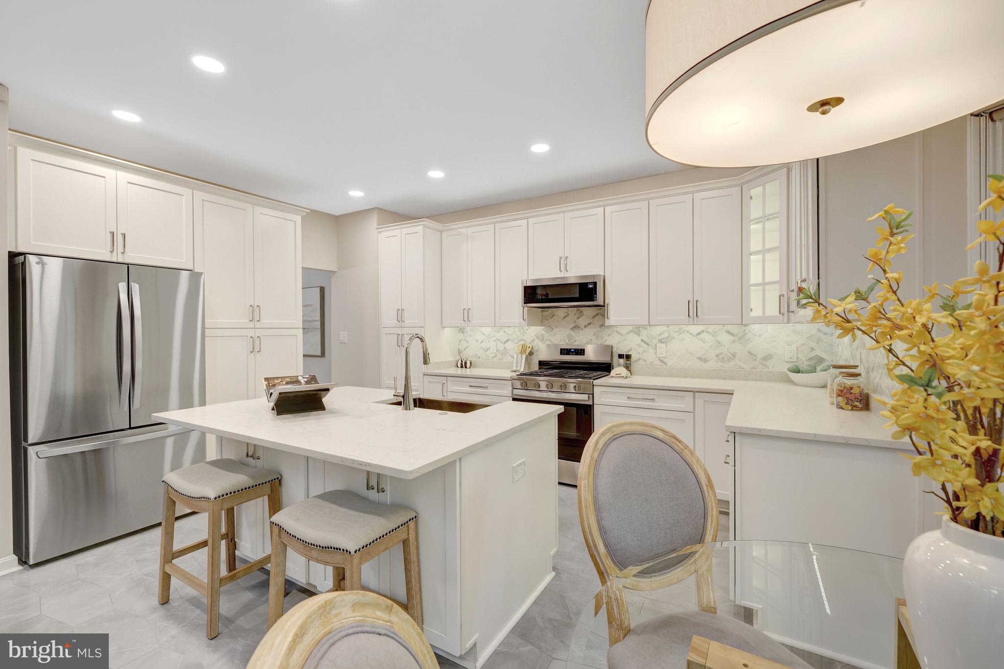 11413 Hollow Timber Way Reston, VA 20194 - Photo 14 of 72 Kitchen
