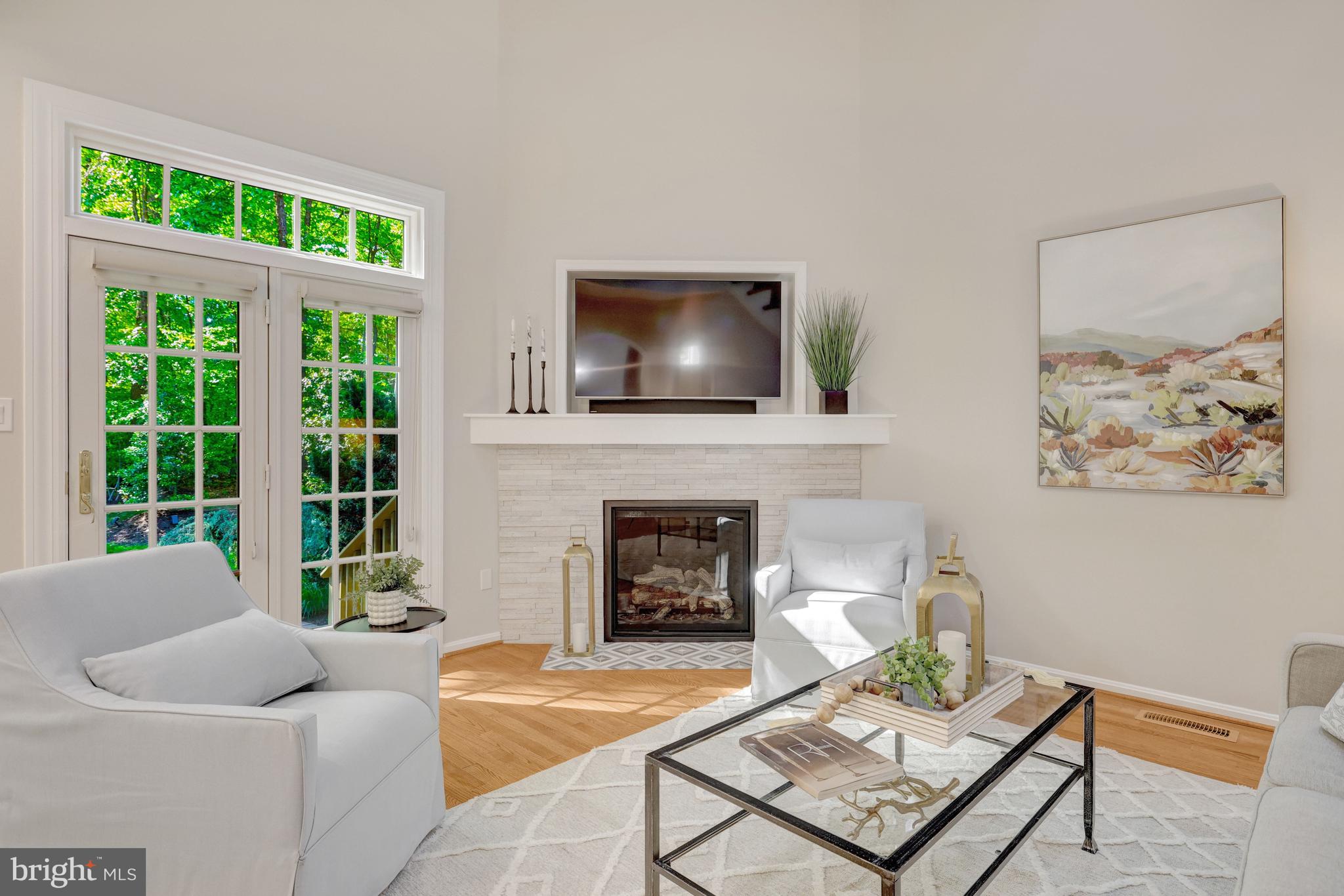 11413 Hollow Timber Way Reston, VA 20194 - Photo 19 of 72 Family Room