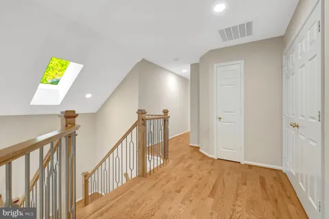 $950,000 | 11413 Hollow Timber Way, Reston, VA 20194