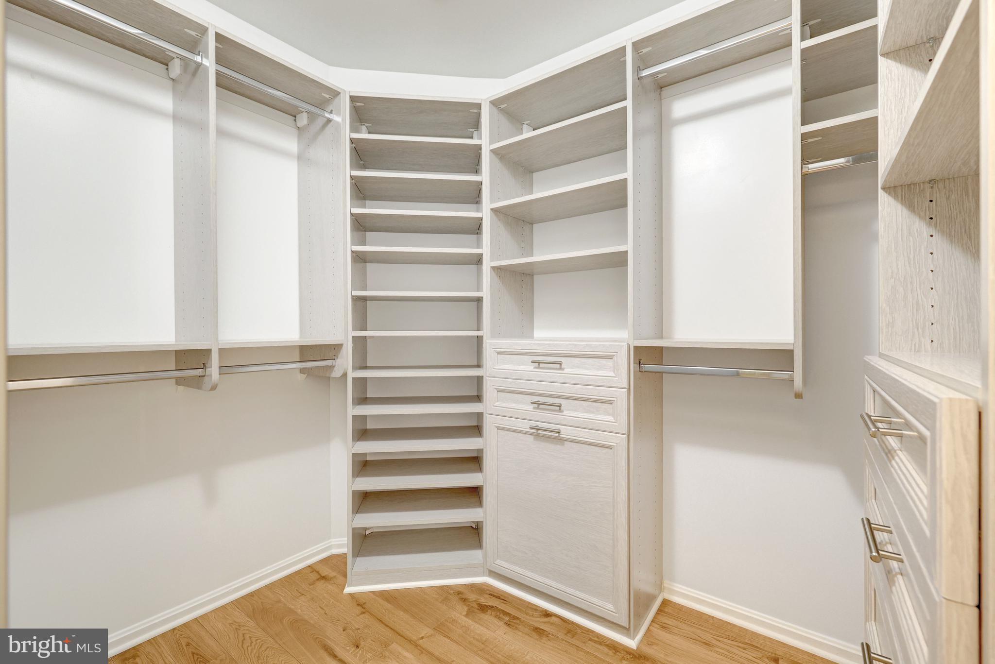 11413 Hollow Timber Way Reston, VA 20194 - Photo 31 of 72 Walk-In Closet