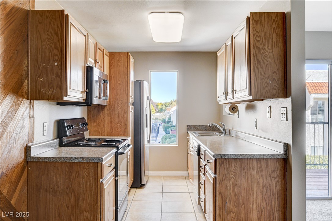 870 B, Unit 506 Boulder City, NV 89005 - Photo 10 of 33