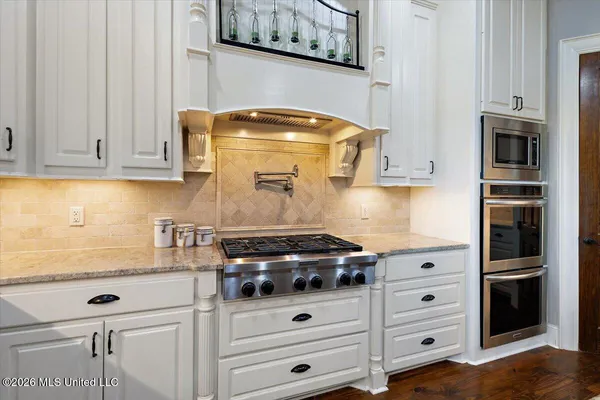 $966,000 | 186 Ironwood Plantation Boulevard, Madison, MS 39110