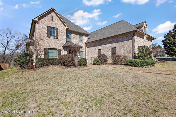 $966,000 | 186 Ironwood Plantation Boulevard, Madison, MS 39110