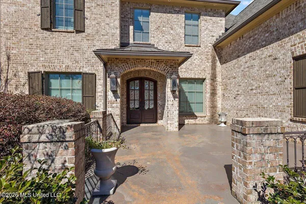 $966,000 | 186 Ironwood Plantation Boulevard, Madison, MS 39110