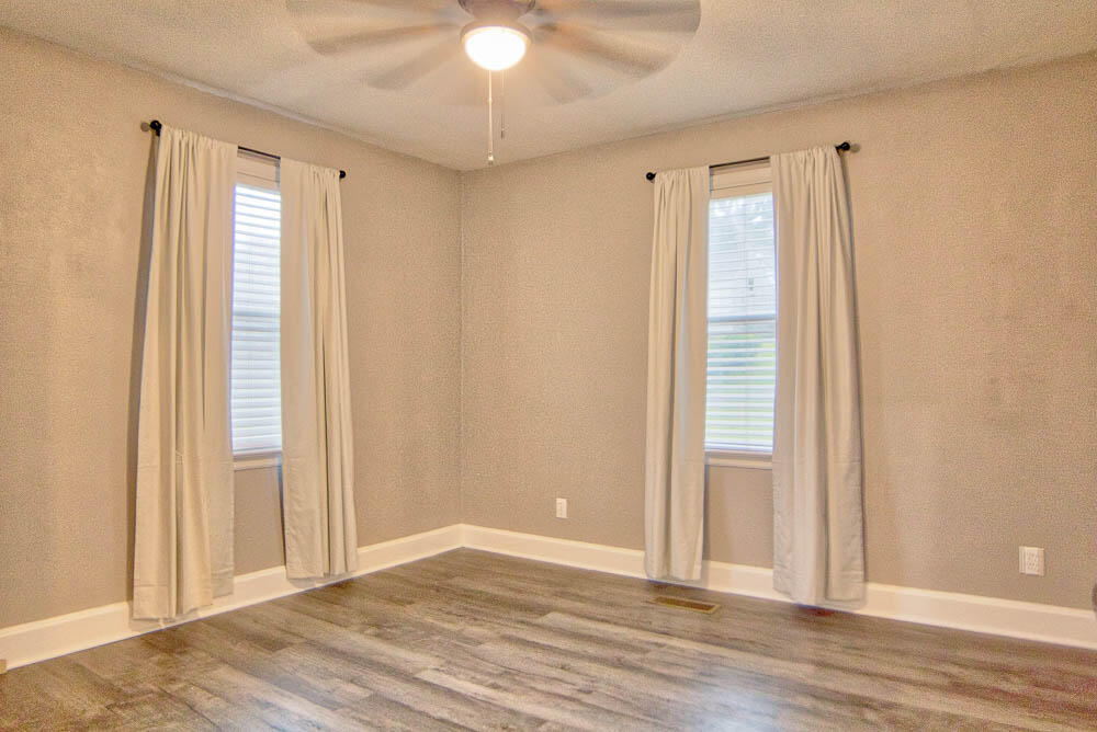 16 Edwards Terrace Chattanooga, TN 37412 - Photo 19 of 19 bedroom 3x