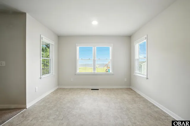 $840,000 | 127 Colington Circle, Aydlett, NC 27916