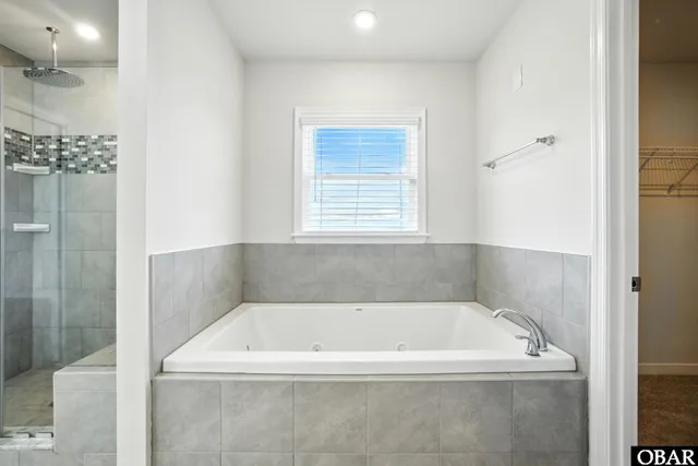 $840,000 | 127 Colington Circle, Aydlett, NC 27916