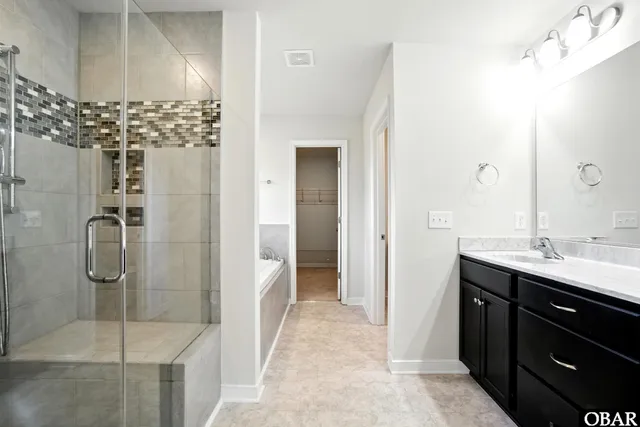 $840,000 | 127 Colington Circle, Aydlett, NC 27916