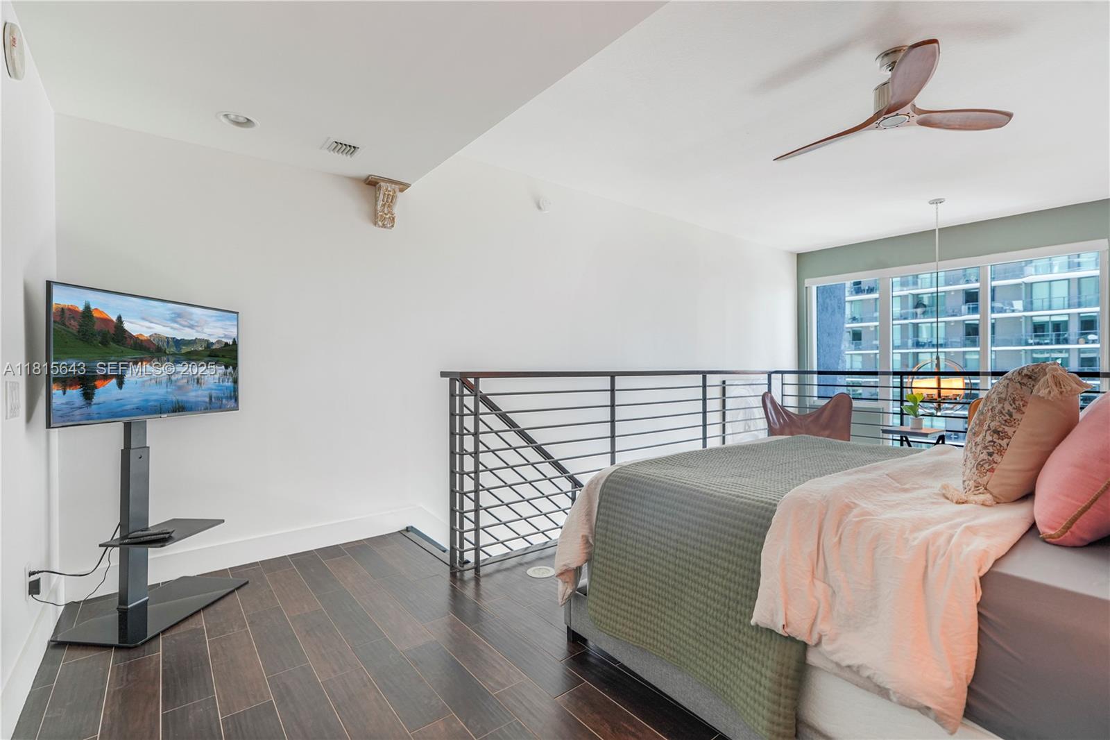 60 Southwest 13th Street, Unit 2410 Miami, FL 33130 - Photo 18 of 50