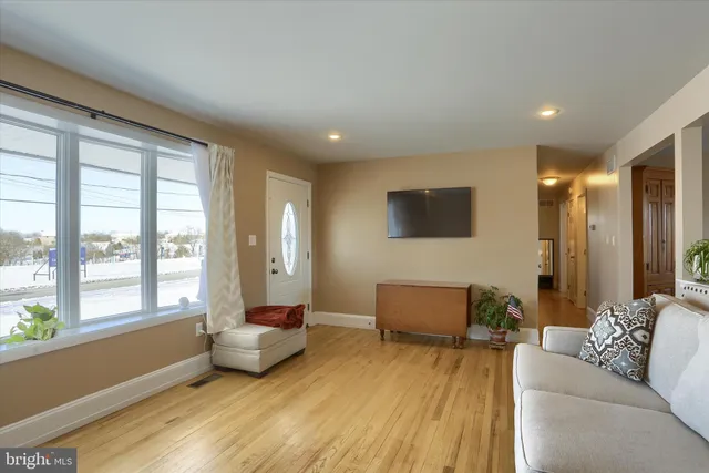 $319,745 | 745 Longs Gap Road, Carlisle, PA 17013