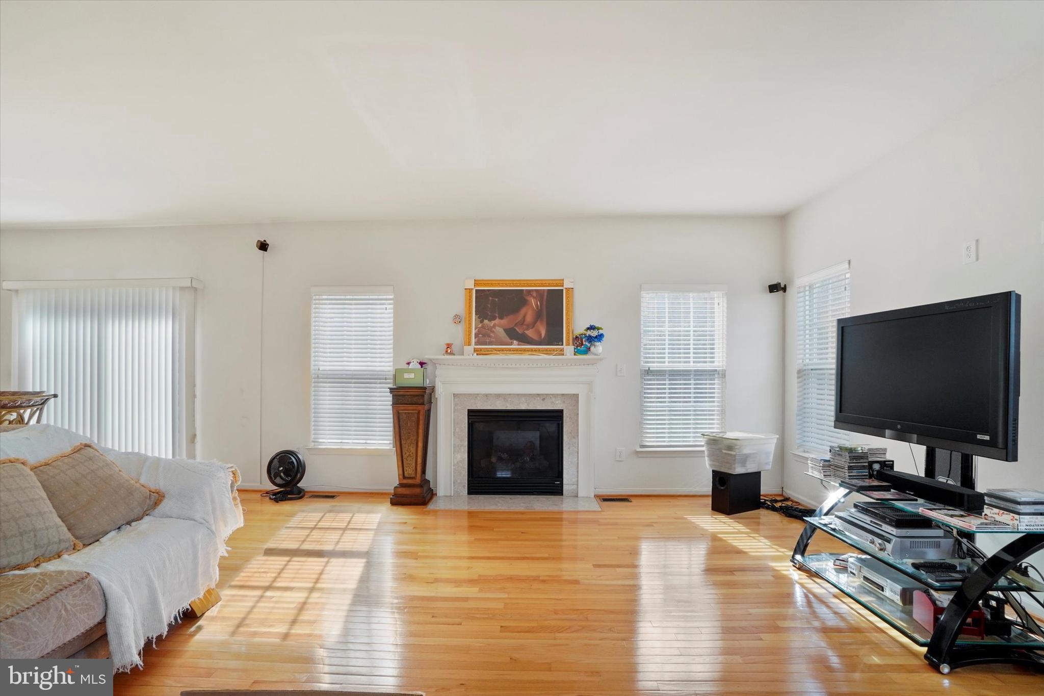 412 Wynwood Road York, PA 17402 - Photo 8 of 28 Gallery Image 8
