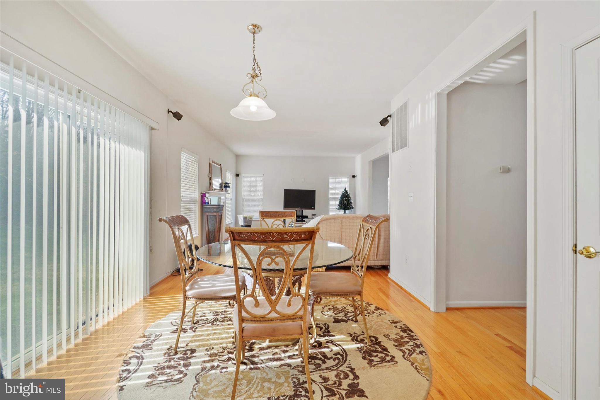 412 Wynwood Road York, PA 17402 - Photo 10 of 28 Gallery Image 10