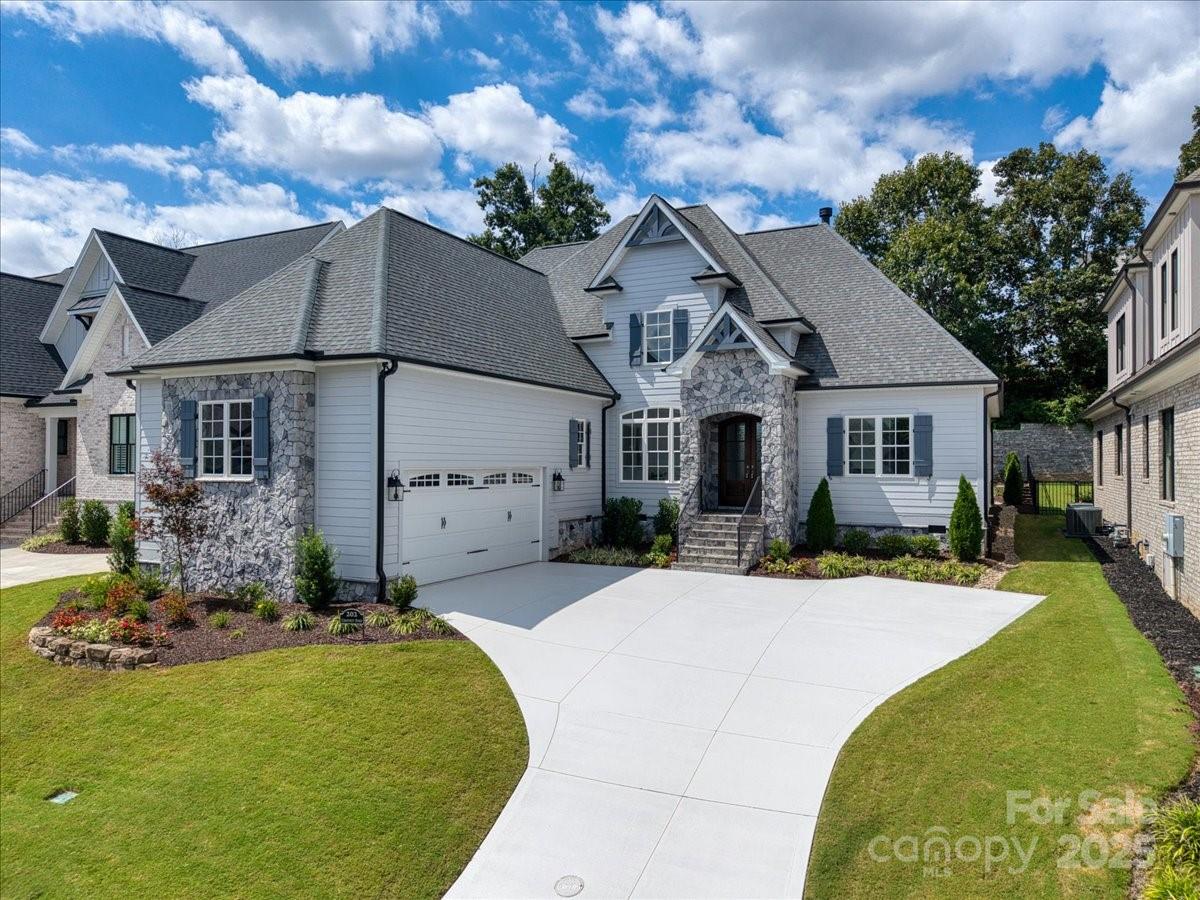 202 Chestnut Pond Lane Simpsonville, SC 29681 - Photo 2 of 39