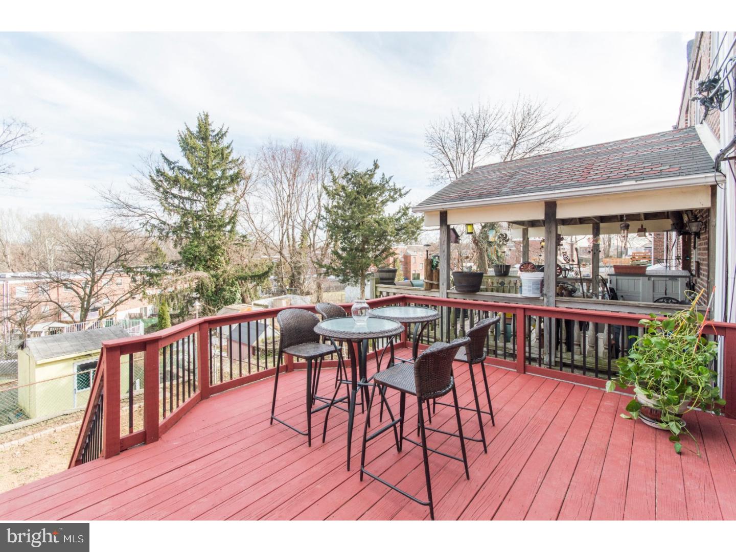 9151 Ashton Road Philadelphia, PA 19114 - Photo 23 of 25 Deck