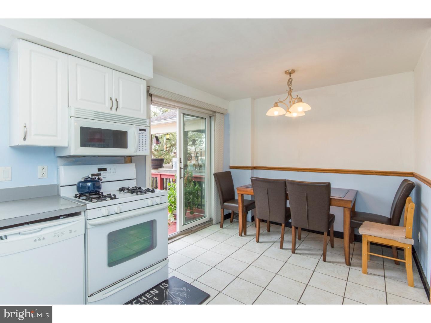 9151 Ashton Road Philadelphia, PA 19114 - Photo 10 of 25 Kitchen