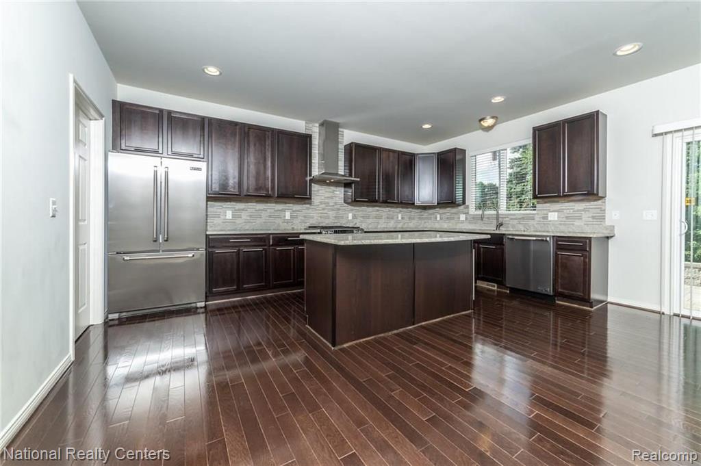 918 Monterey Ln. Rochester Hills, MI 48307 - Photo 8 of 30