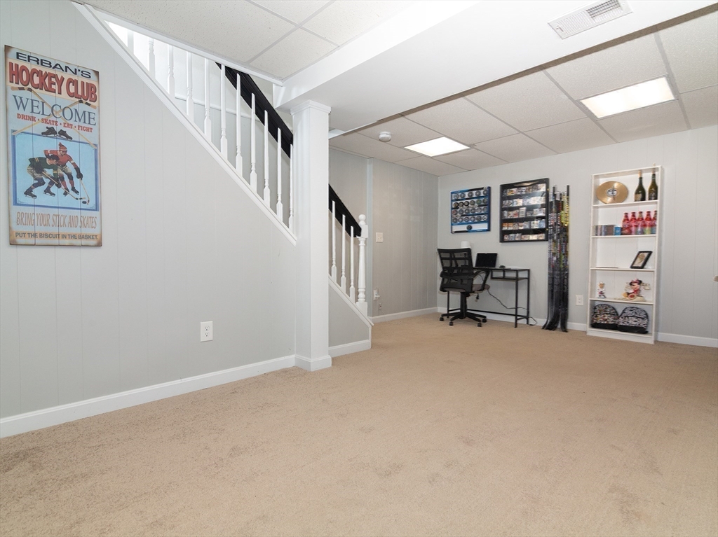 42 Bruce Road Bellingham, MA 02019 - Photo 31 of 38