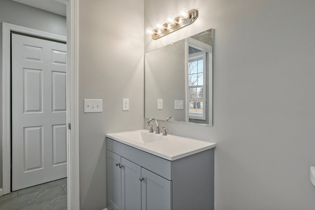 70 Wrentham Road Springfield, MA 01119 - Photo 12 of 29 Gallery Image 12