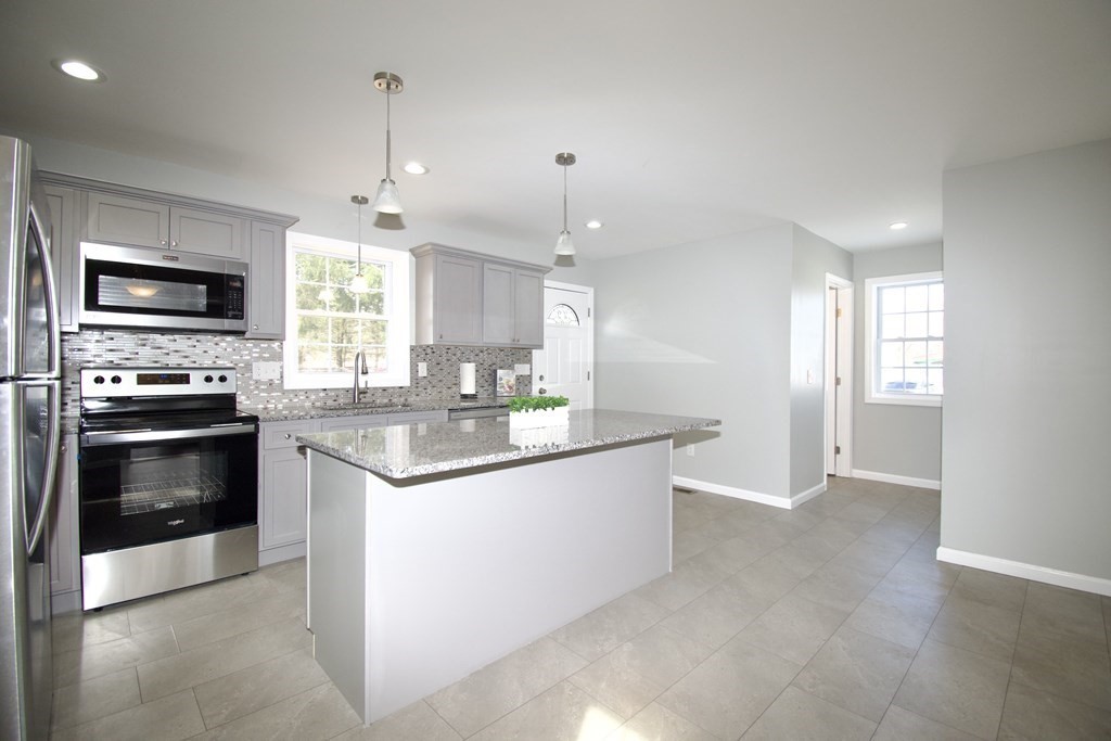 70 Wrentham Road Springfield, MA 01119 - Photo 7 of 29 Gallery Image 7
