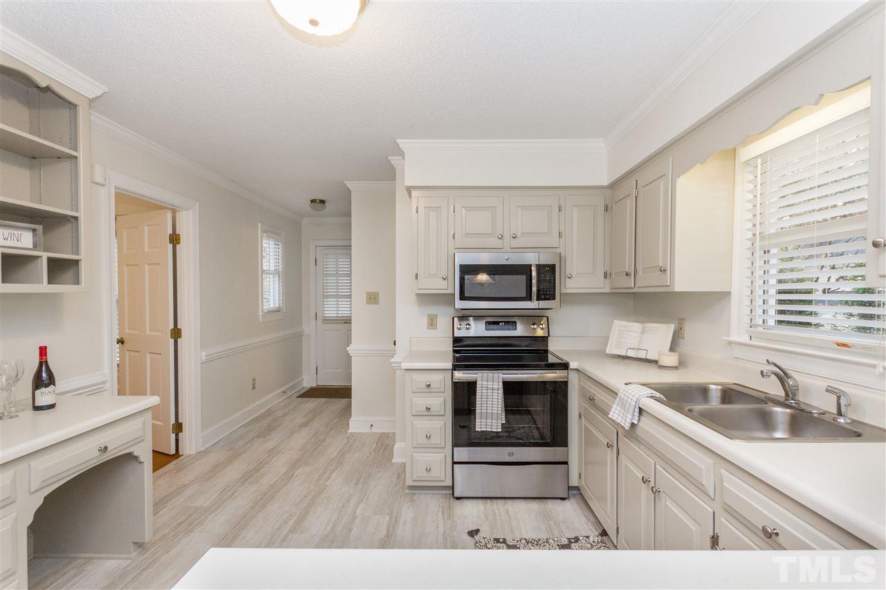 7504 Chippenham Court Raleigh, NC 27613 - Photo 11 of 25 Gallery Image 11