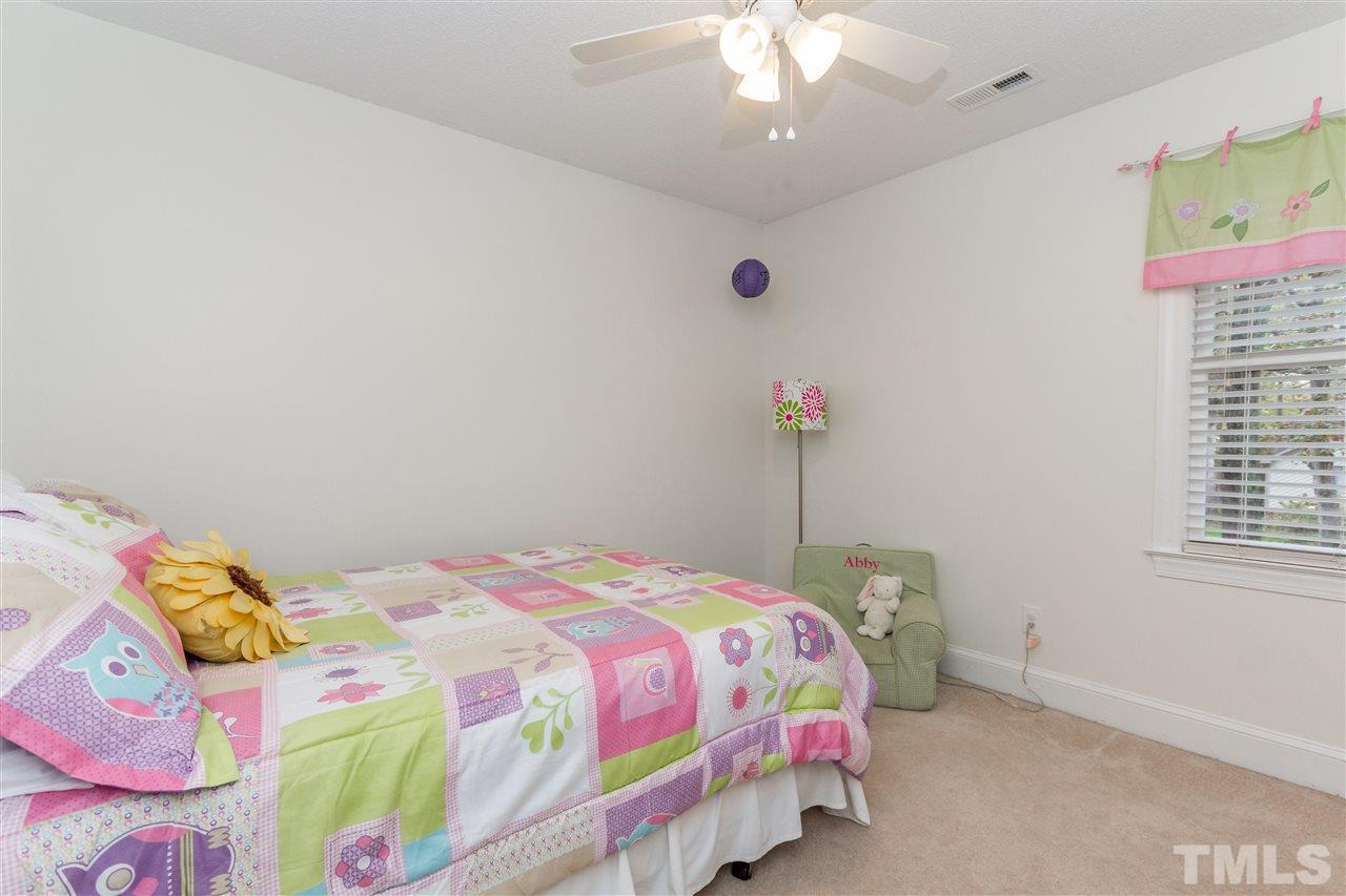 7504 Chippenham Court Raleigh, NC 27613 - Photo 19 of 25 Gallery Image 19