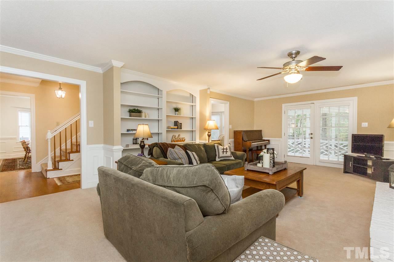 7504 Chippenham Court Raleigh, NC 27613 - Photo 4 of 25 Gallery Image 4
