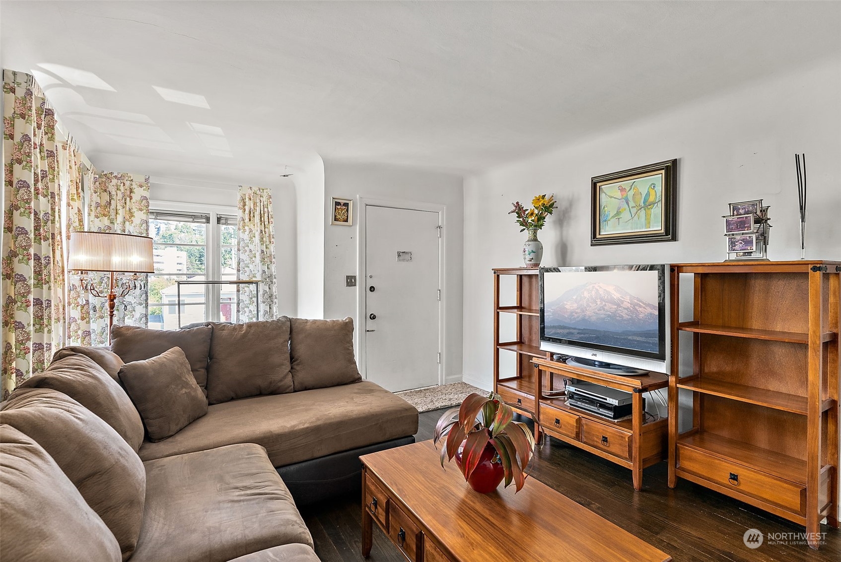 1405 Morris Avenue South Renton, WA 98055 - Photo 5 of 27 a living room with furniture and a flat screen tv