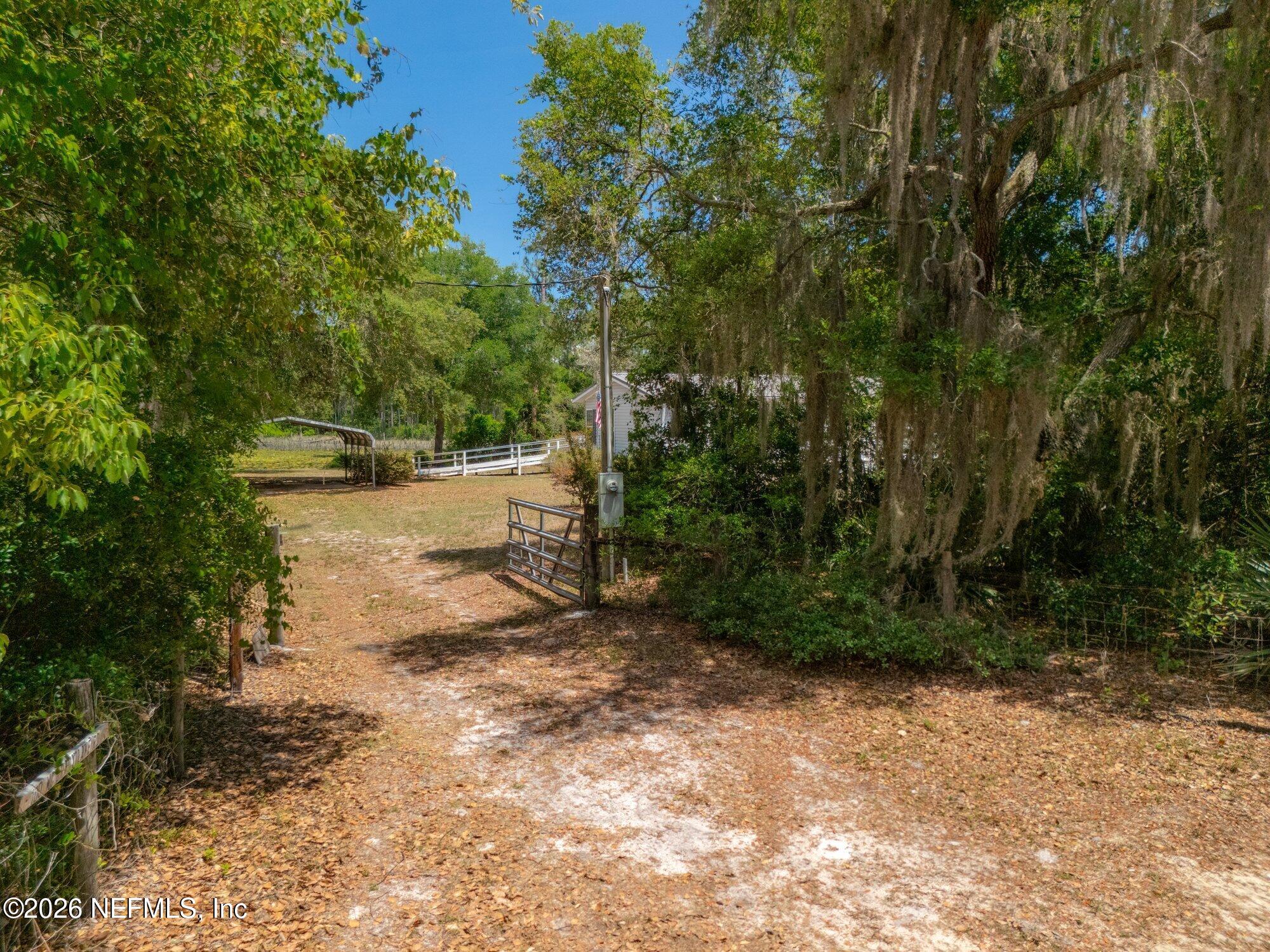 100 Mcgrady Lake Road Crescent City, FL 32112 - Photo 39 of 59 Entrance