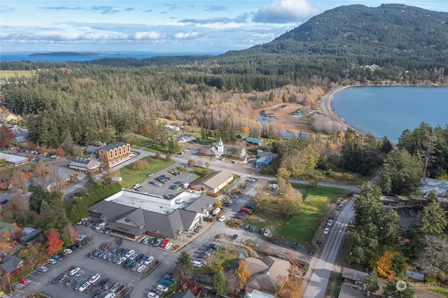 $985,000 | 231 Madrona Street, Unit 2, Orcas Island, WA 98245