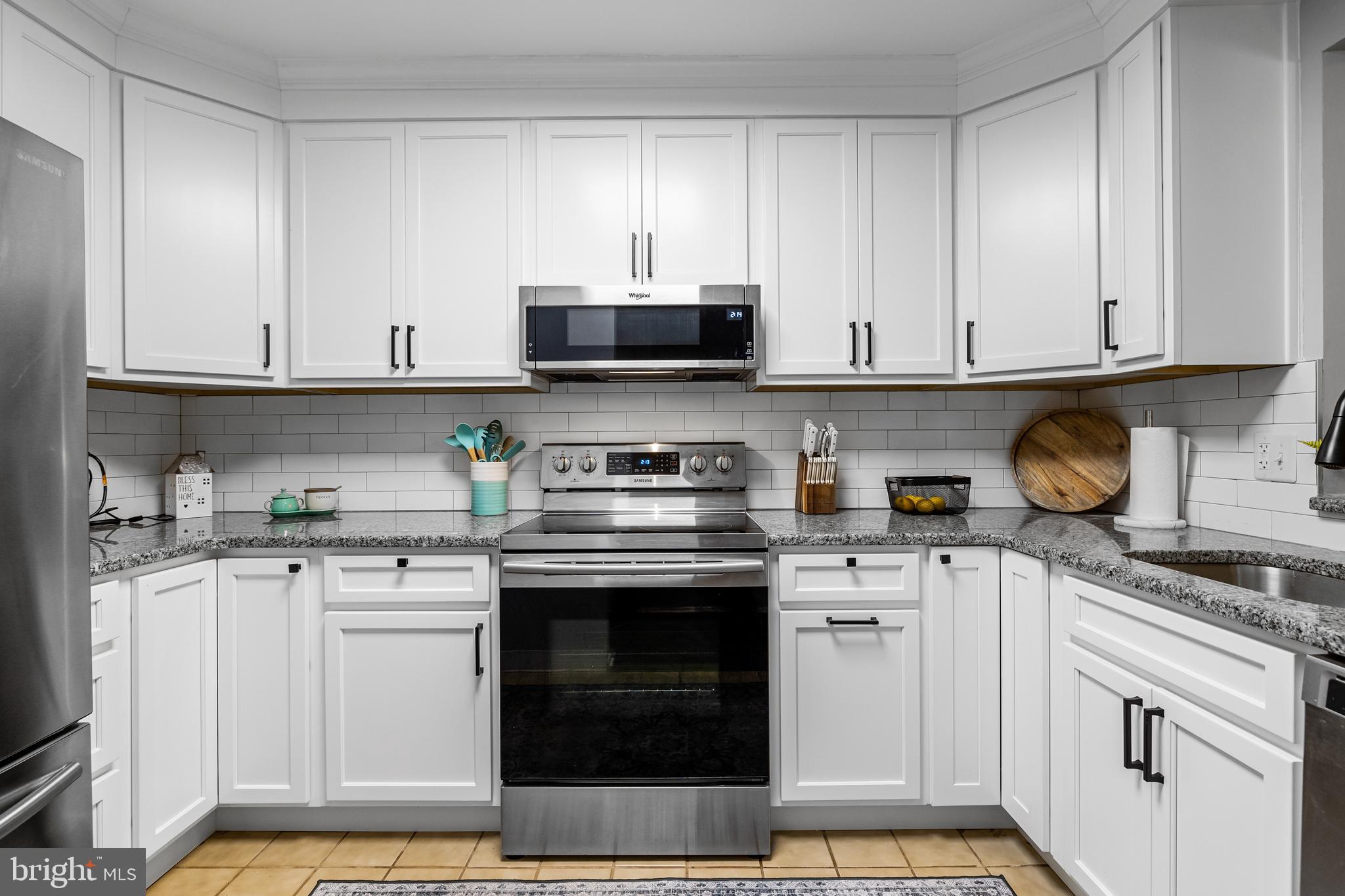 25 South Church Road, Unit 165 Maple Shade, NJ 08052 - Photo 1 of 24