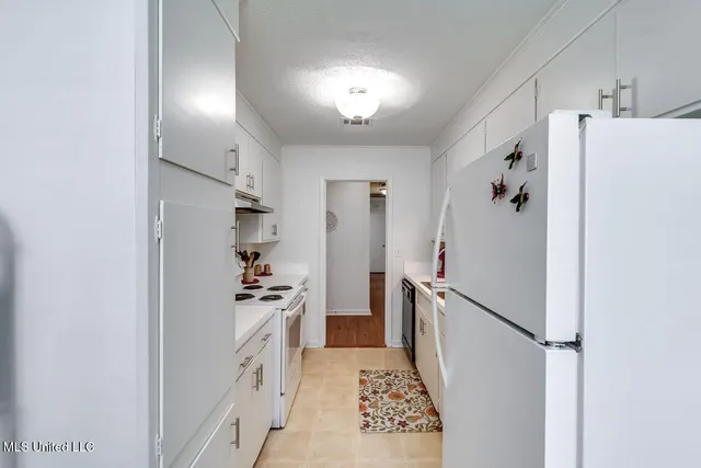 $214,900 | 215 Cloverdale Place, Pearl, MS 39208