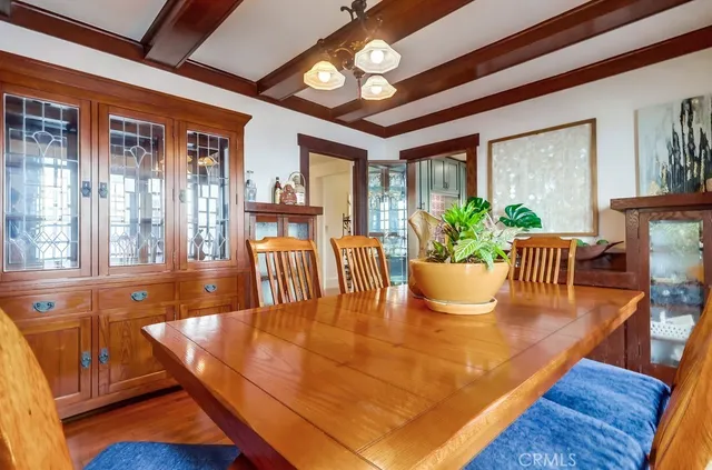 $1,350,000 | 2815 East 5th Street, Long Beach, CA 90814