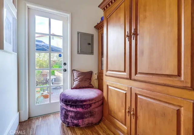 $1,350,000 | 2815 East 5th Street, Long Beach, CA 90814