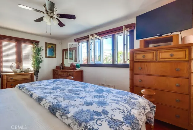 $1,350,000 | 2815 East 5th Street, Long Beach, CA 90814