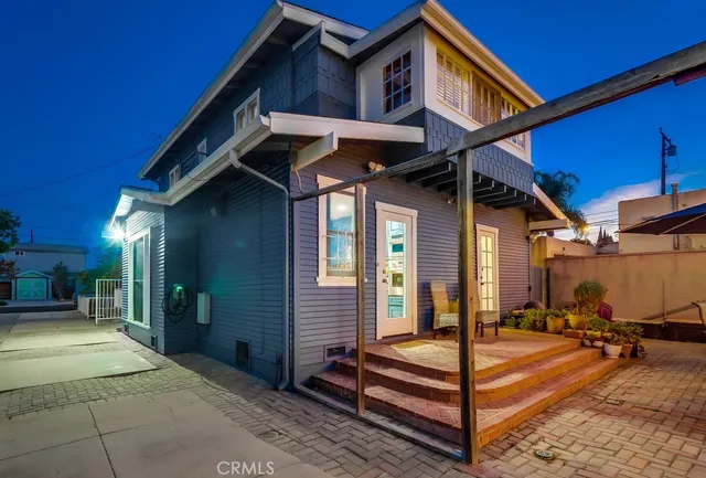 $1,350,000 | 2815 East 5th Street, Long Beach, CA 90814