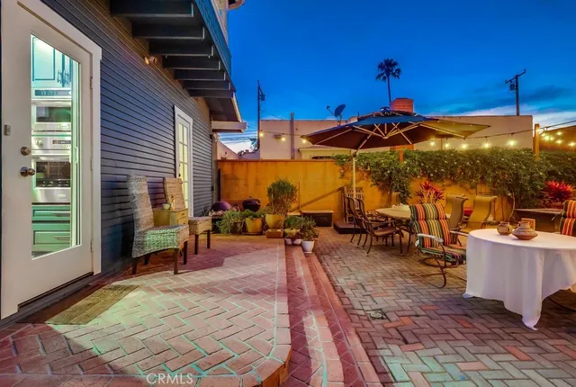 $1,350,000 | 2815 East 5th Street, Long Beach, CA 90814