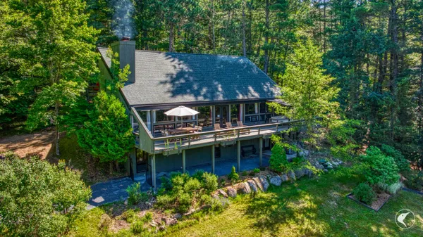 $695,000 | 39 Hochsteig Lane, Jay, NY 12941