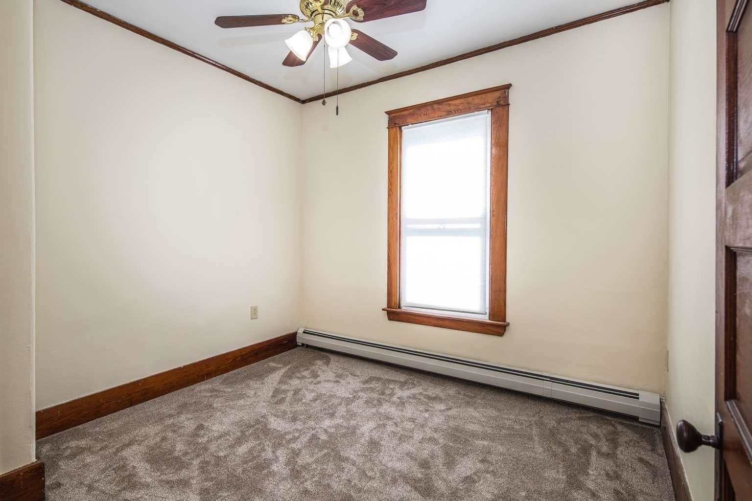 209 State Street, Unit 2 Rutland, VT 05701 - Photo 12 of 20 Gallery Image 12