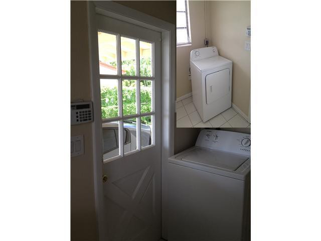 4731 Peters Road Plantation, FL 33317 - Photo 12 of 19 Laundry Room