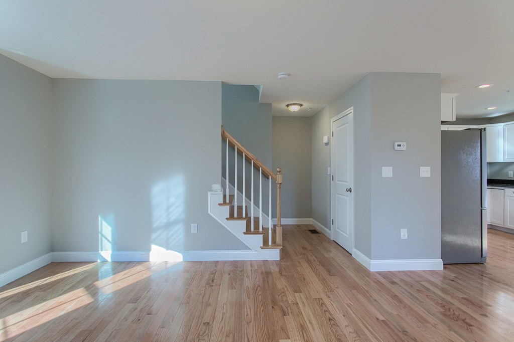 77 Cross Road, Unit 77 Haverhill, MA 01835 - Photo 5 of 25 Gallery Image 5