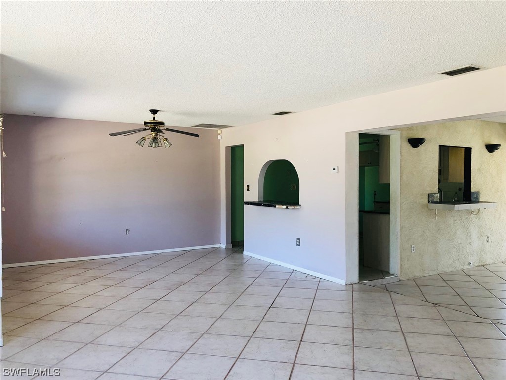 2701 W Road Fort Myers, FL 33905 - Photo 11 of 50 a view of a livingroom with a furniture