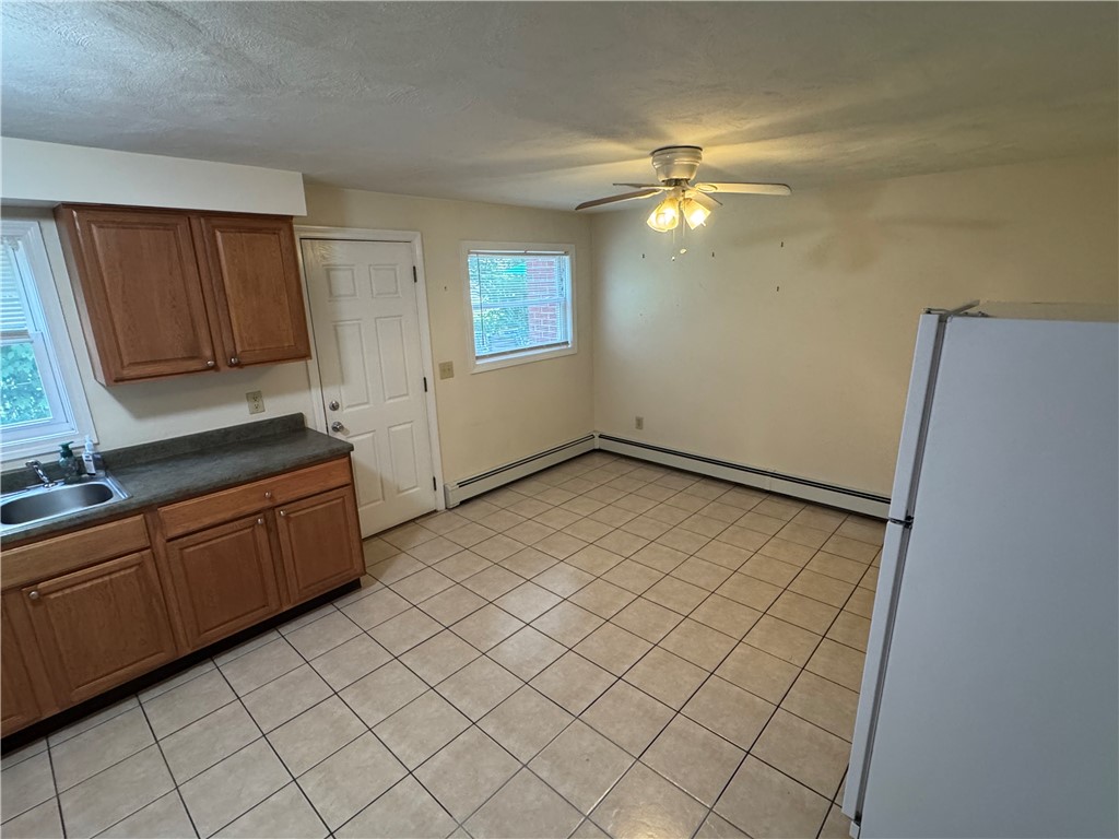 540 Dulude Avenue, Unit 6 Woonsocket, RI 02895 - Photo 6 of 15 Dinning room