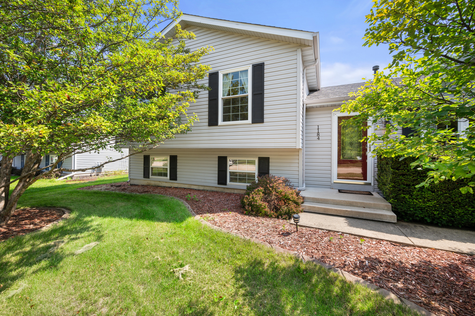 1184 Scenic Road DeKalb, IL 60115 - Photo 5 of 27 Gallery Image 5