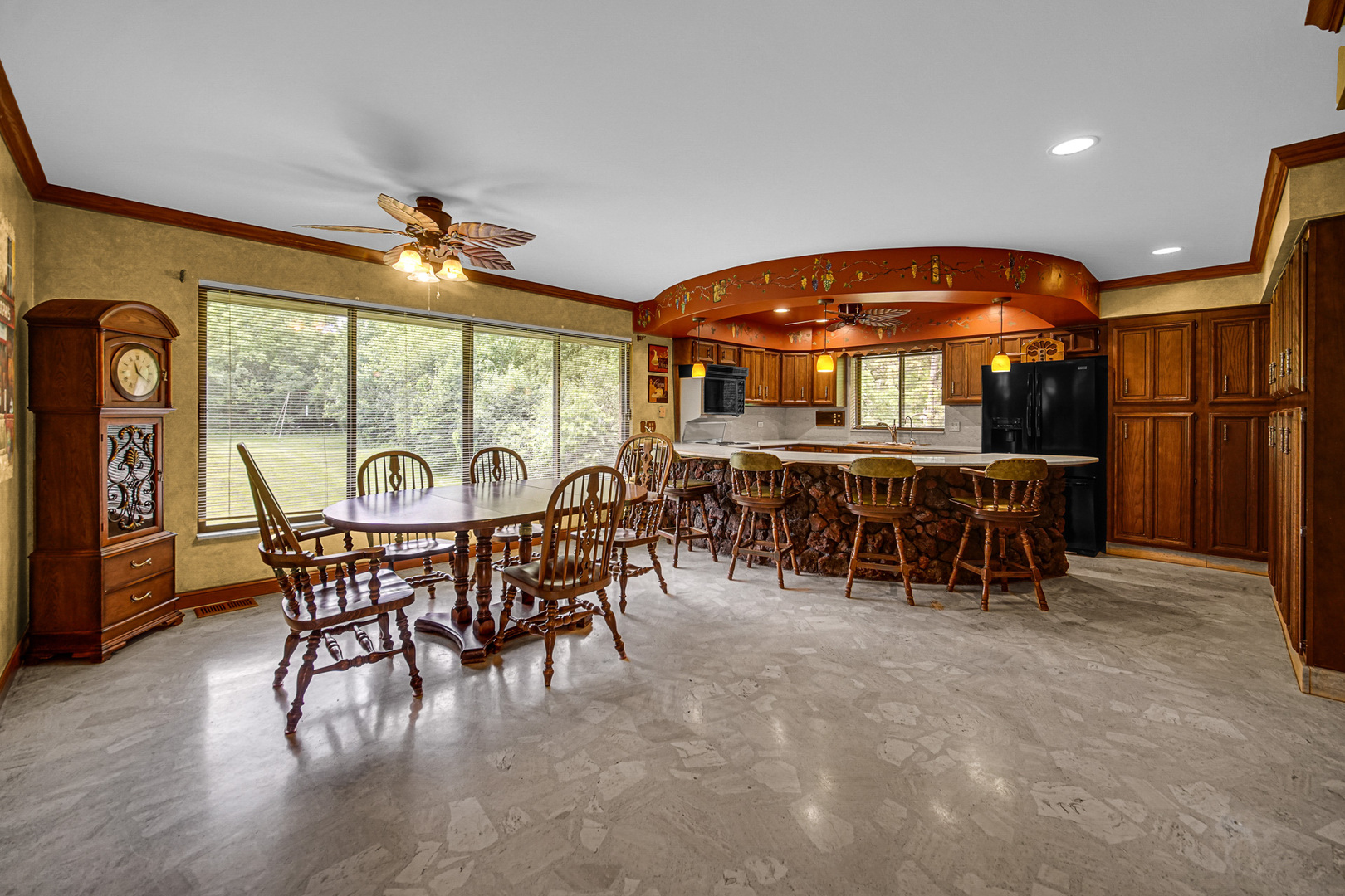 3620 Douglas Road Downers Grove, IL 60515 - Photo 3 of 19